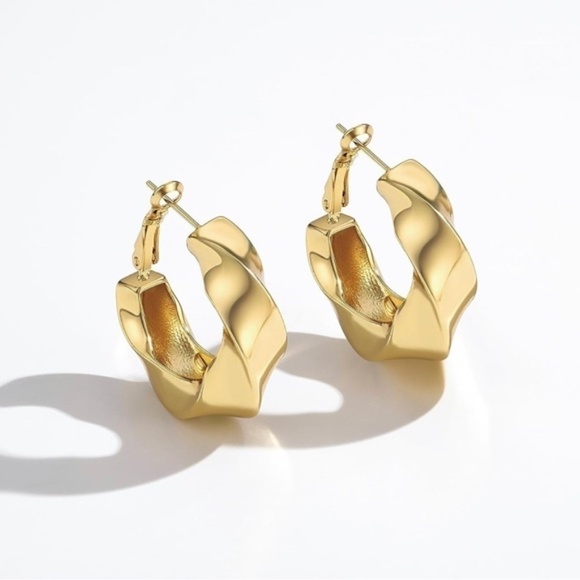 Gold 14k Gold Plated Twist Hoop Earrings - Picture 3 of 5